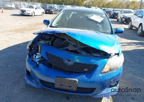 2010 Toyota Corolla S из США, поврежденный, VIN 1NXBU4EE9AZ315233